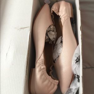 Flat shoes size 7 1/2💕